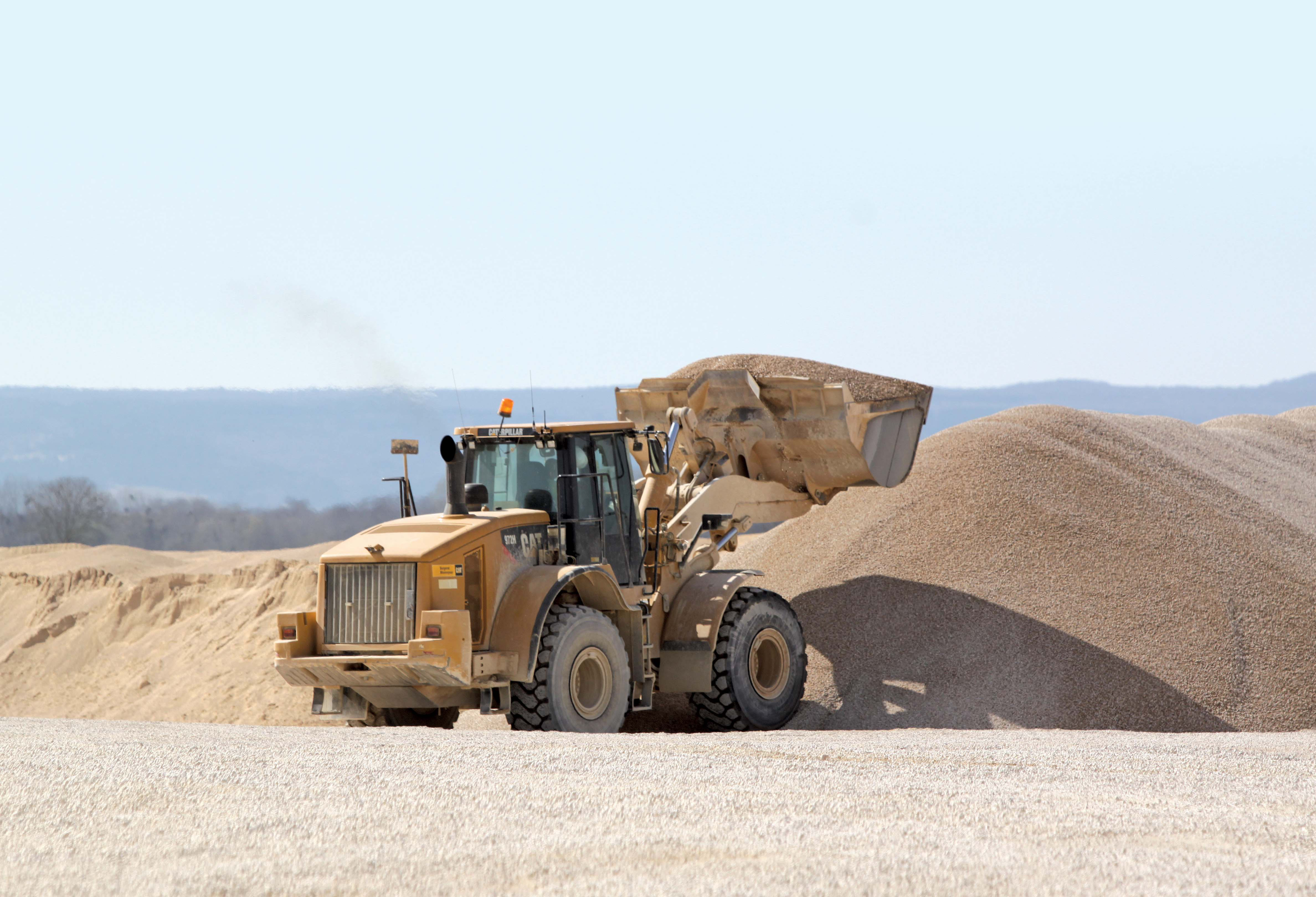 Caterpillar 972H wheeled loader 