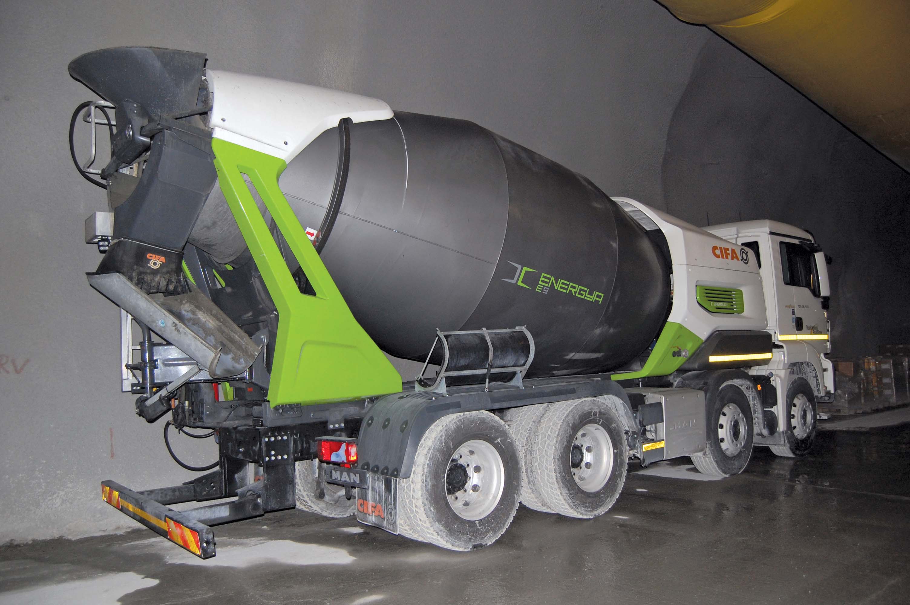 CIFA Energya 9 hybrid concrete mixer truck