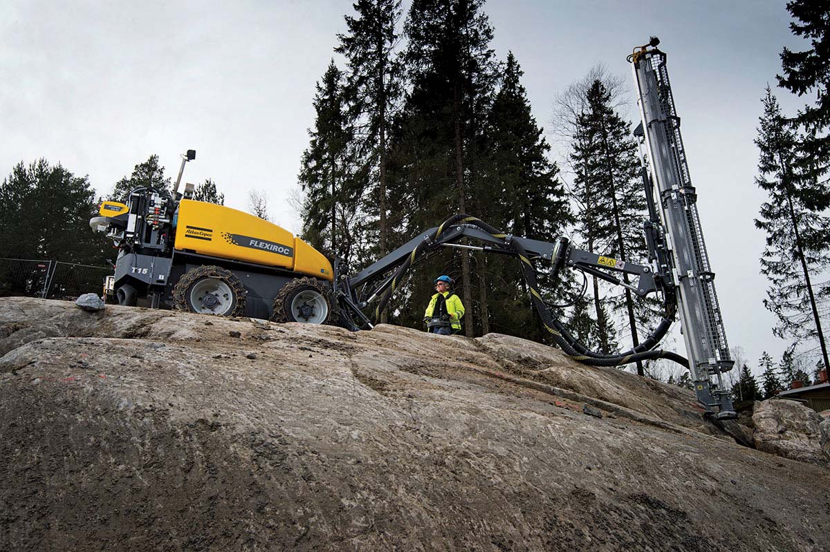 Atlas Copco’s FlexiROC T15 R drill rig 