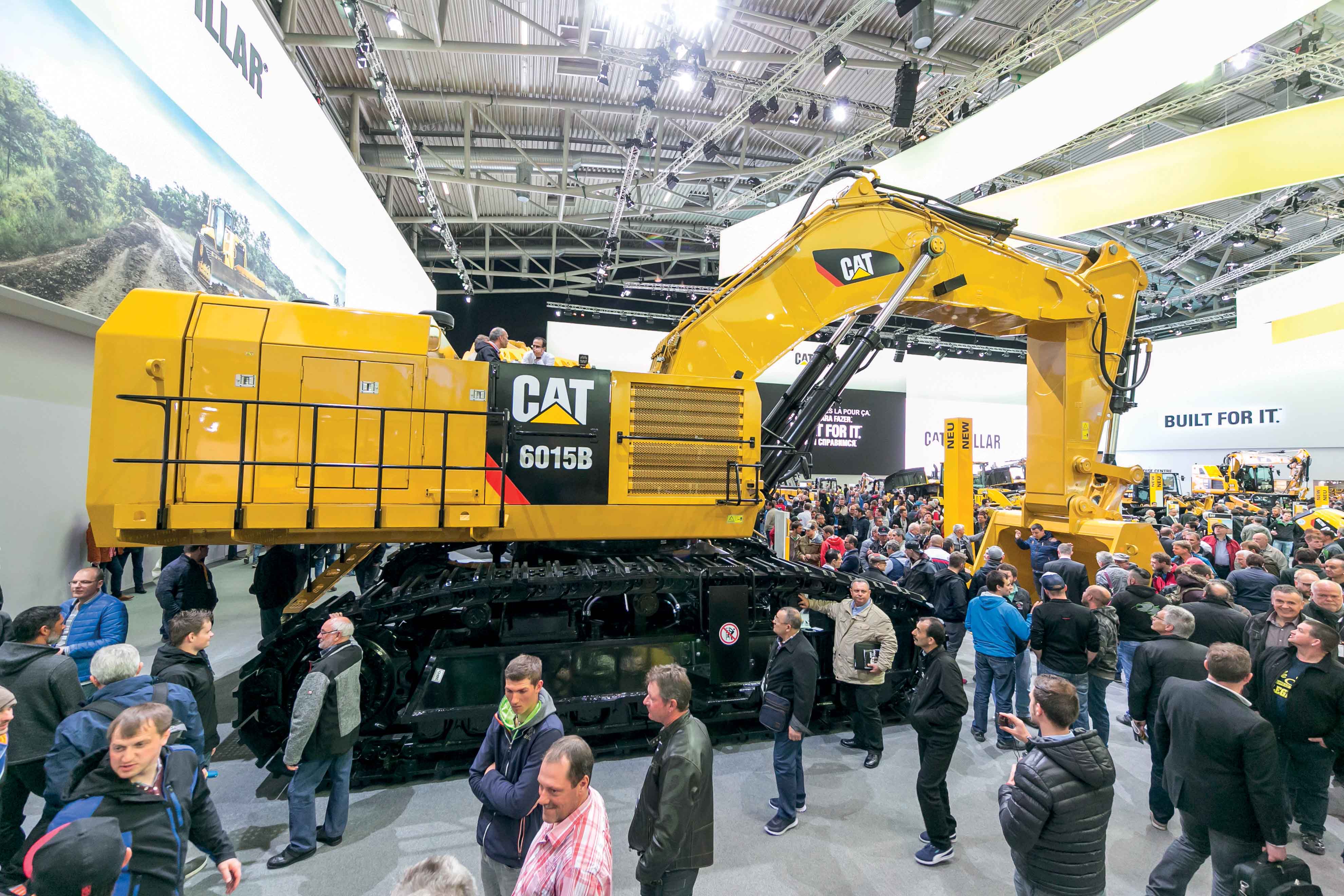 Caterpillar’s new 6015B hydraulic shovel 