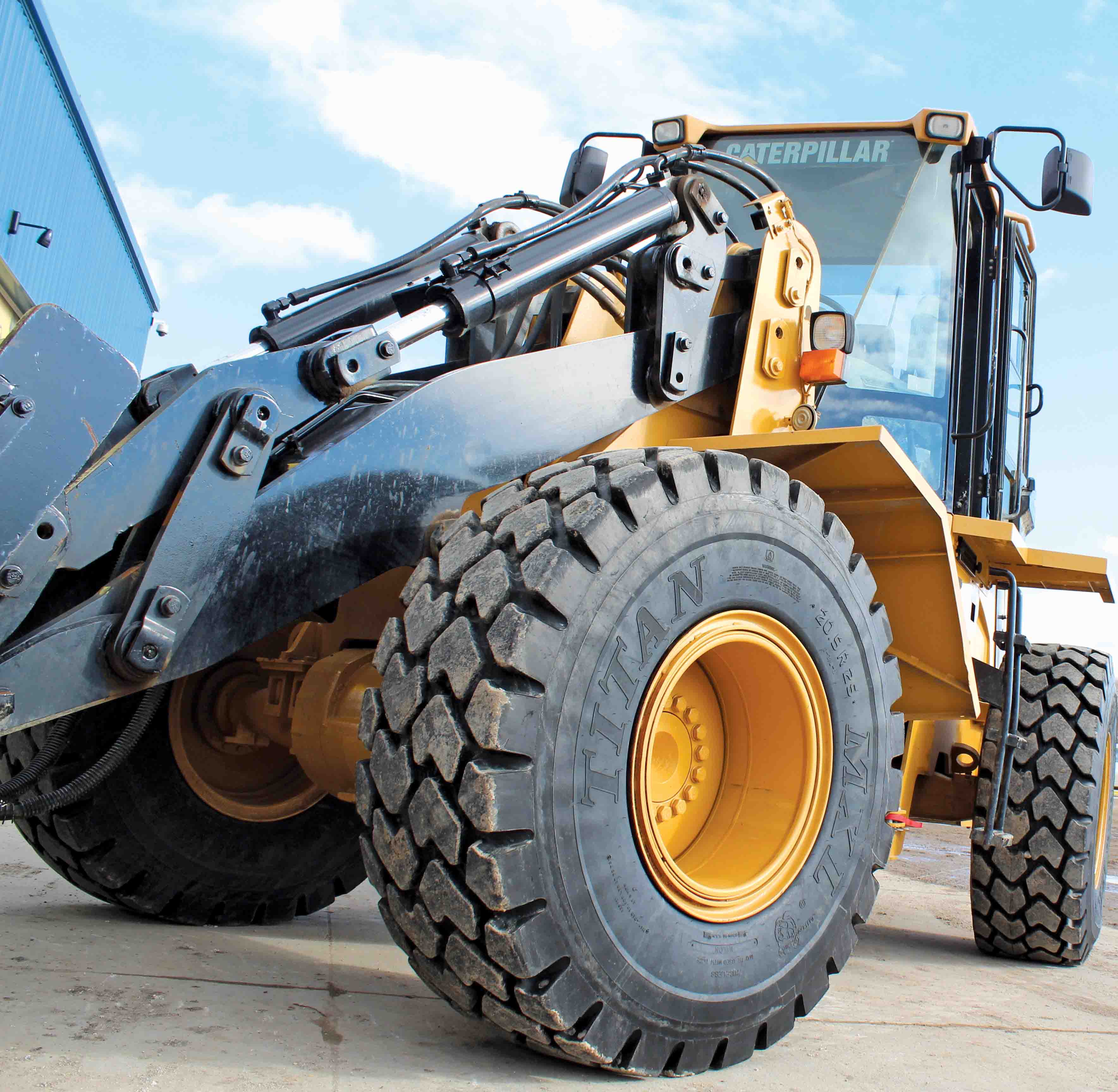 Caterpillar wheeled loader