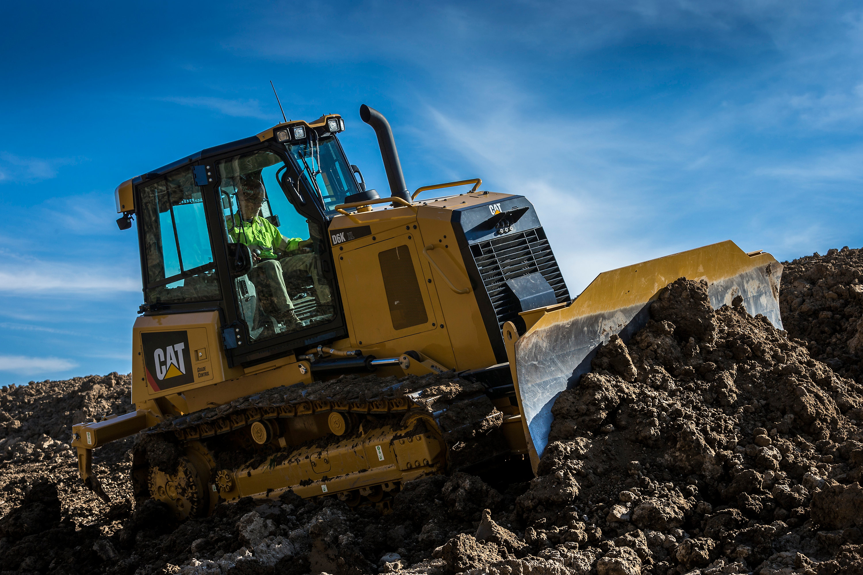 CAT D6K dozer