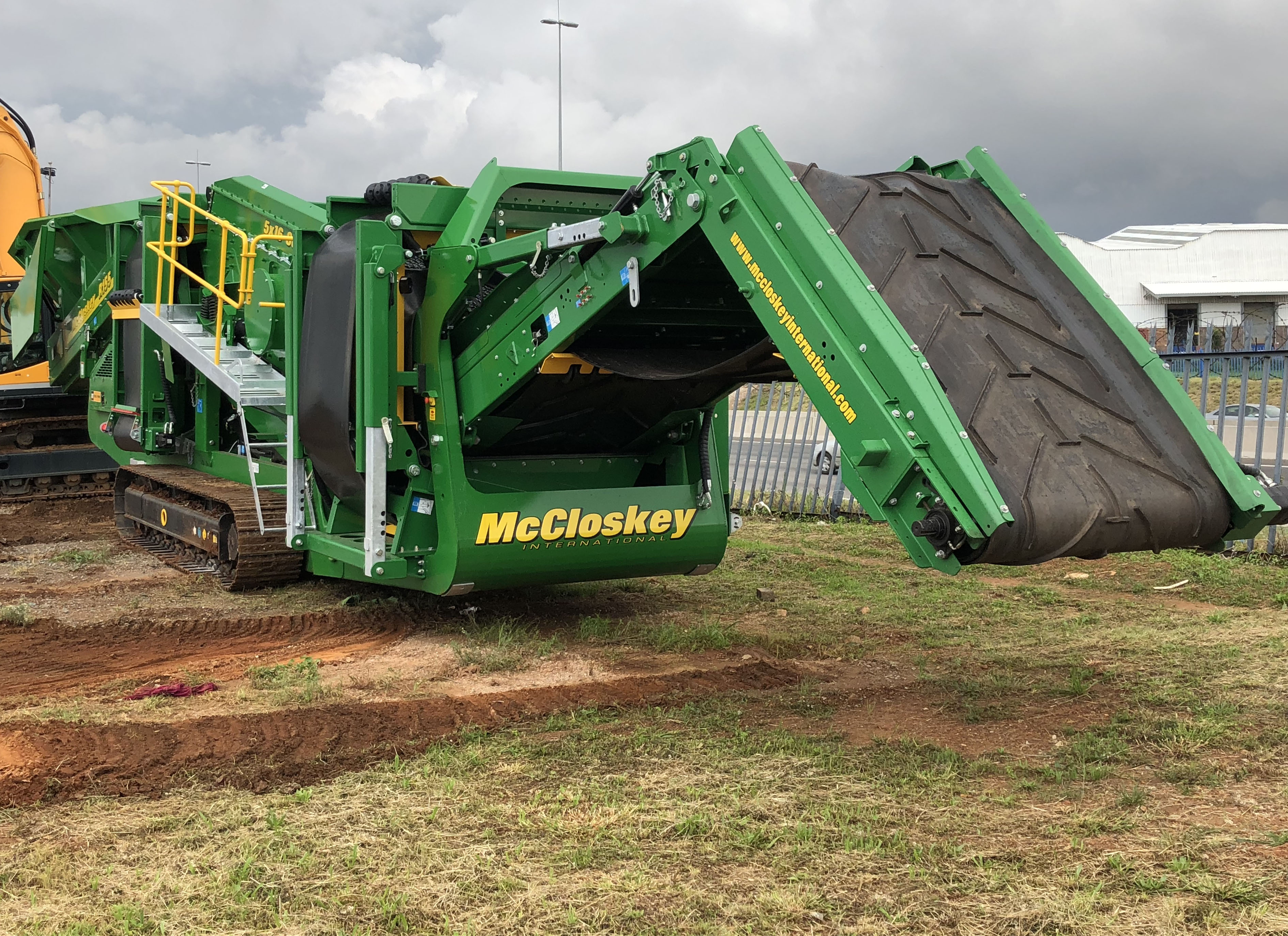 McCloskey R155 screener delivered to HPE Africa pic 2.jpg