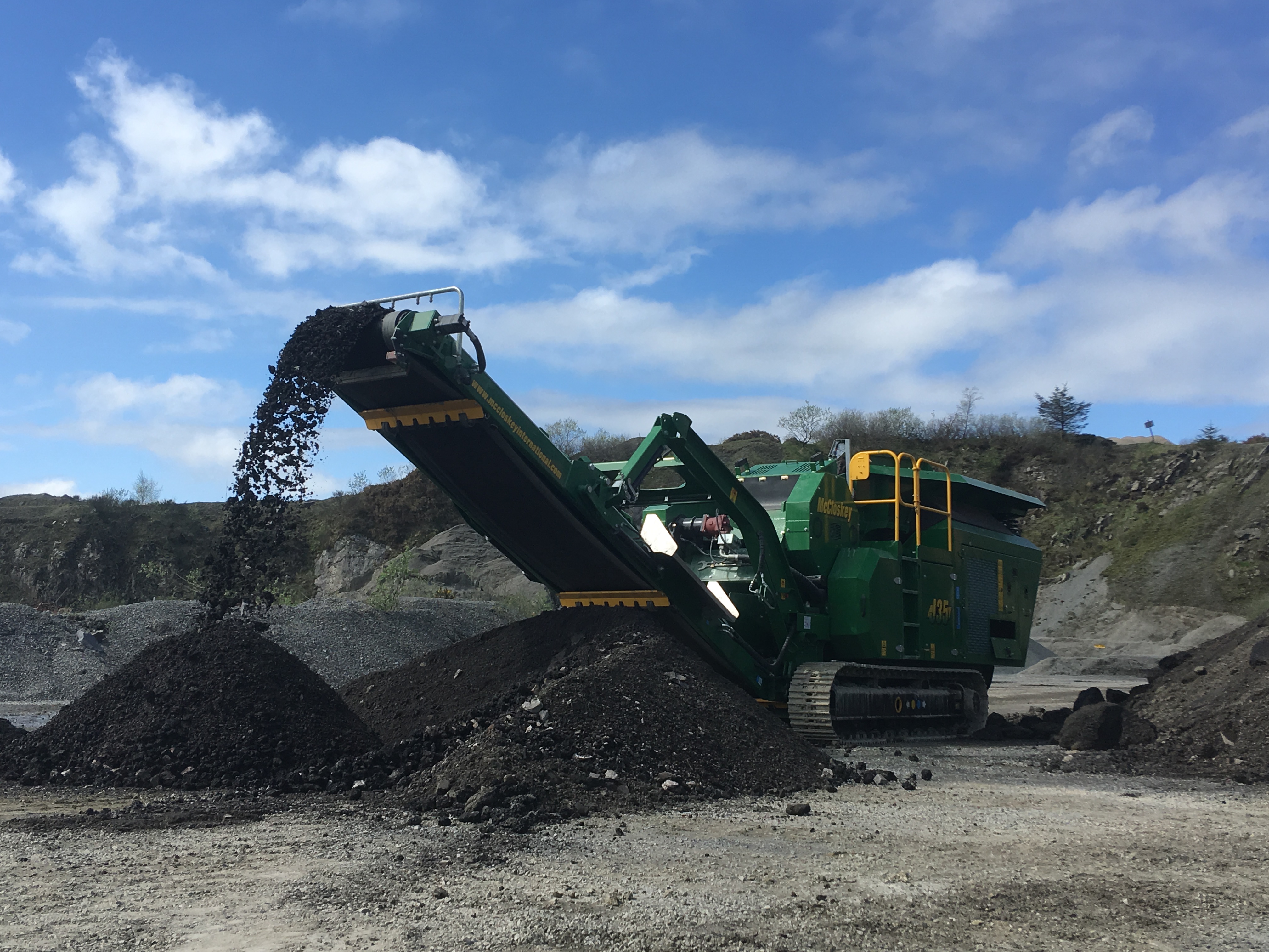 McCloskey J35 Compact Crusher.JPG