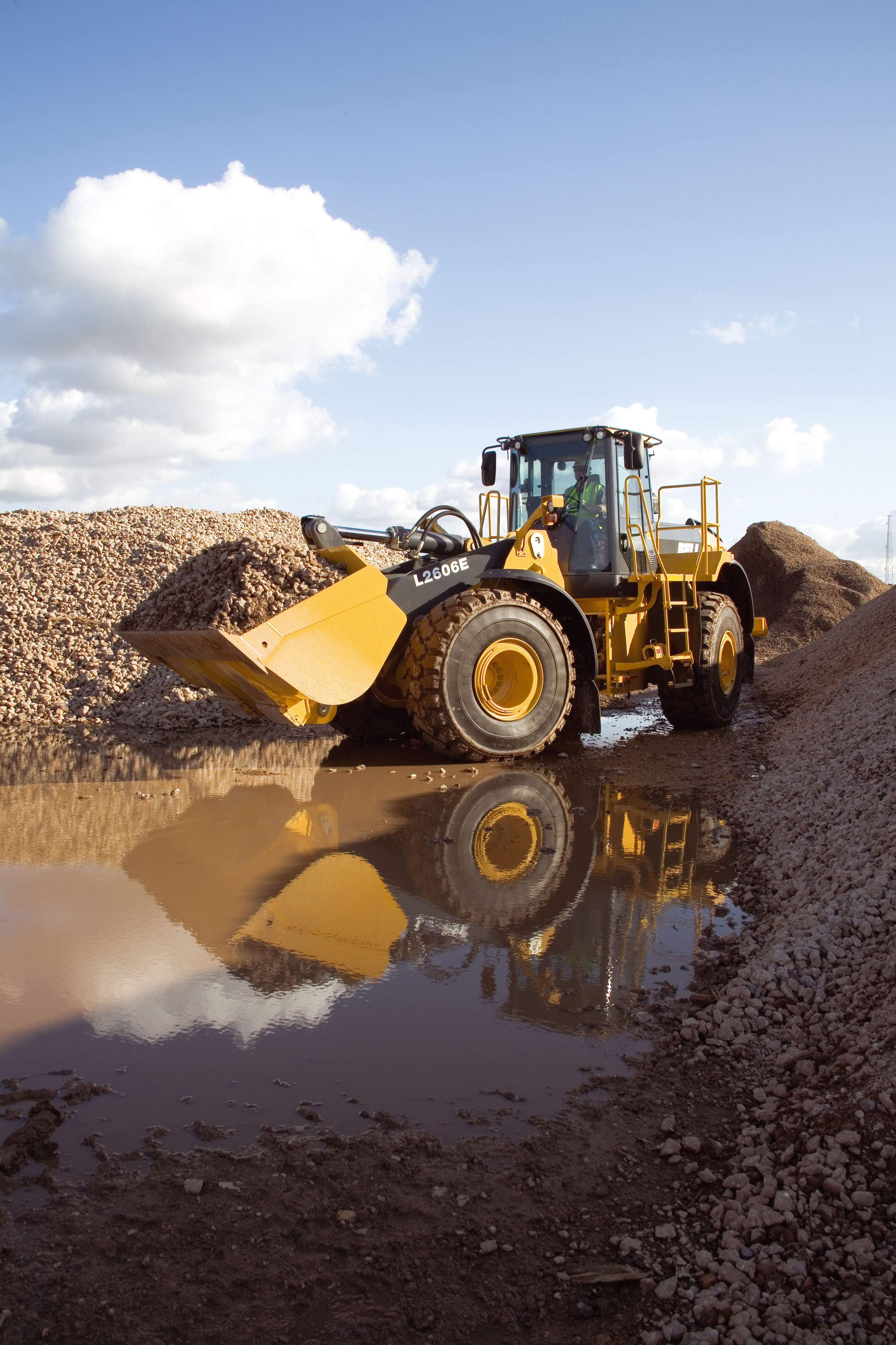 Ben Bennett - Bell loader.jpg