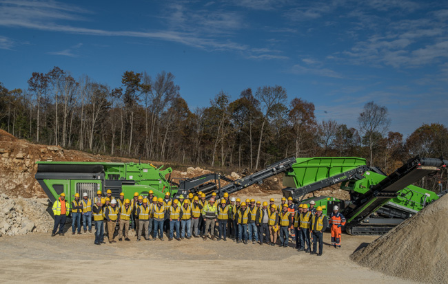 EvoQuip US Open Day - Group photo.jpg