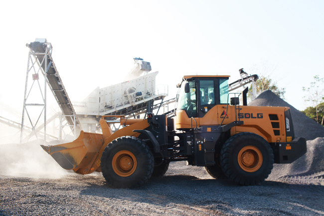 SDLG wheel loader delivers strong ROI for Indonesian quarry -1.JPG