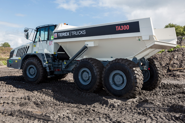 Terex Trucks TA300 - NordBau650.jpg