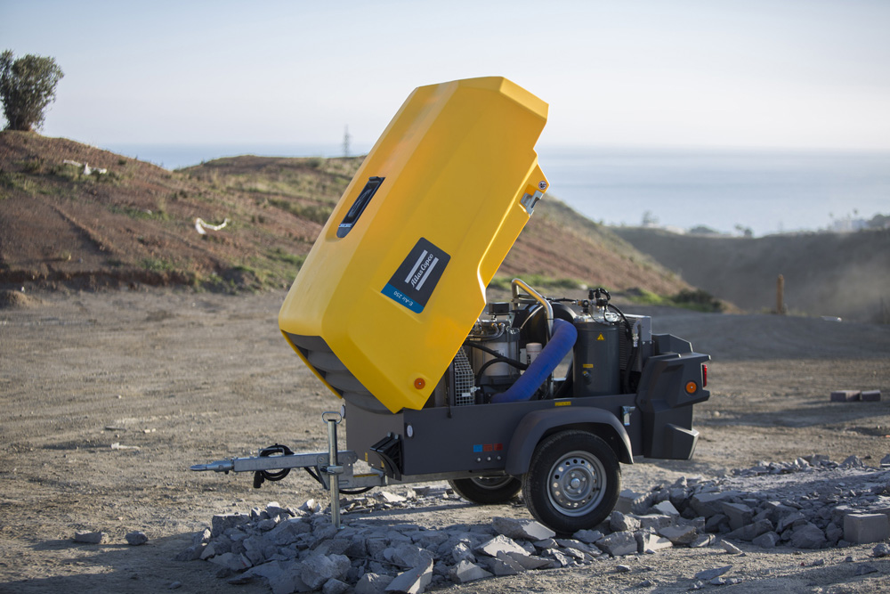 Atlas Copco’s E-Air 250 electric mobile compressor 