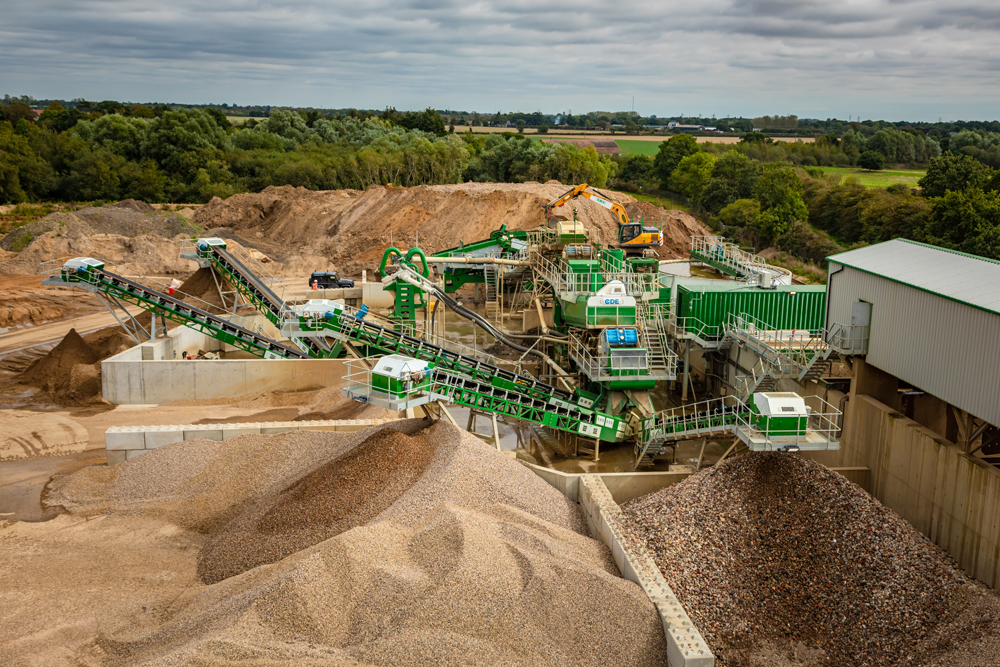 SRC’s latest CDE C&D waste recycling plant at Martell’s Quarry, just outside Colchester, Essex