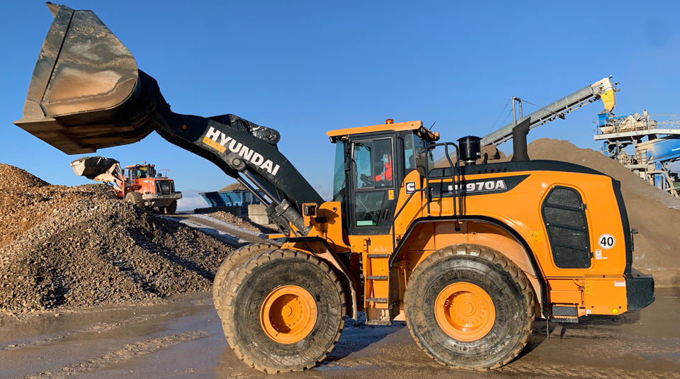 Poullard's new Hyundai HL970A wheeled loader in operation