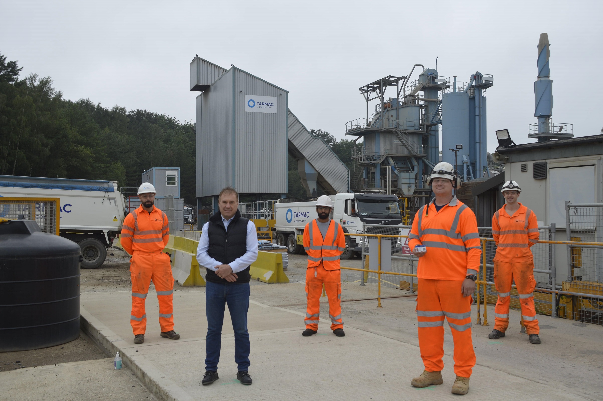 Left to right: Leon Houghton, weighbridge operator, Snodland Asphalt; Andy Bate, Tarmac area director, London and South East; Jagtar Basra, owner Basra Trucking; Michael James Godber, driver; and Sam Turner, unit manager, Snodland