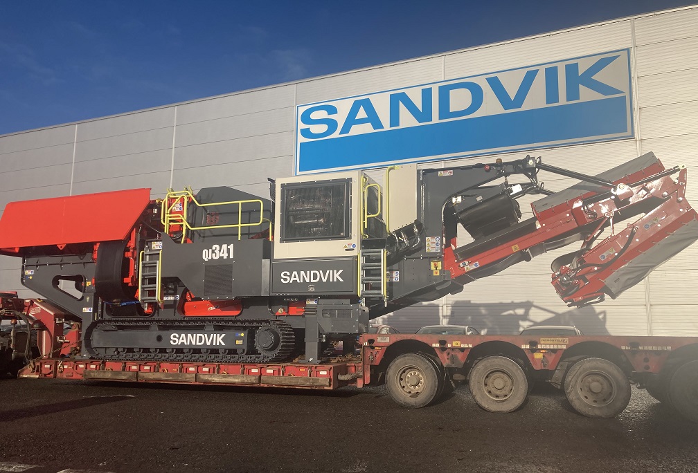 A Sandvik QJ341 tracked jaw crusher awaiting despatch to a customer