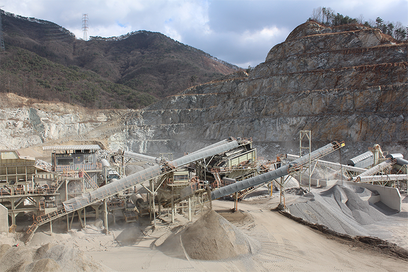 A South Korean aggregates production site Pic: Korea Aggregates Association