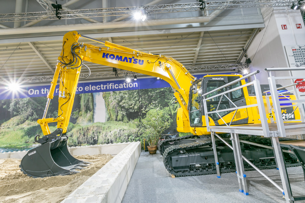 Komatsu’s new Proterra-powered PC210E excavator  