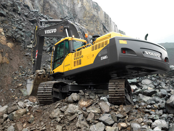 Volvo excavators digging in rocks