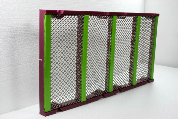 Major Wire's new Flex-Mat 3 self-cleaning polyurethane modular screen media panels