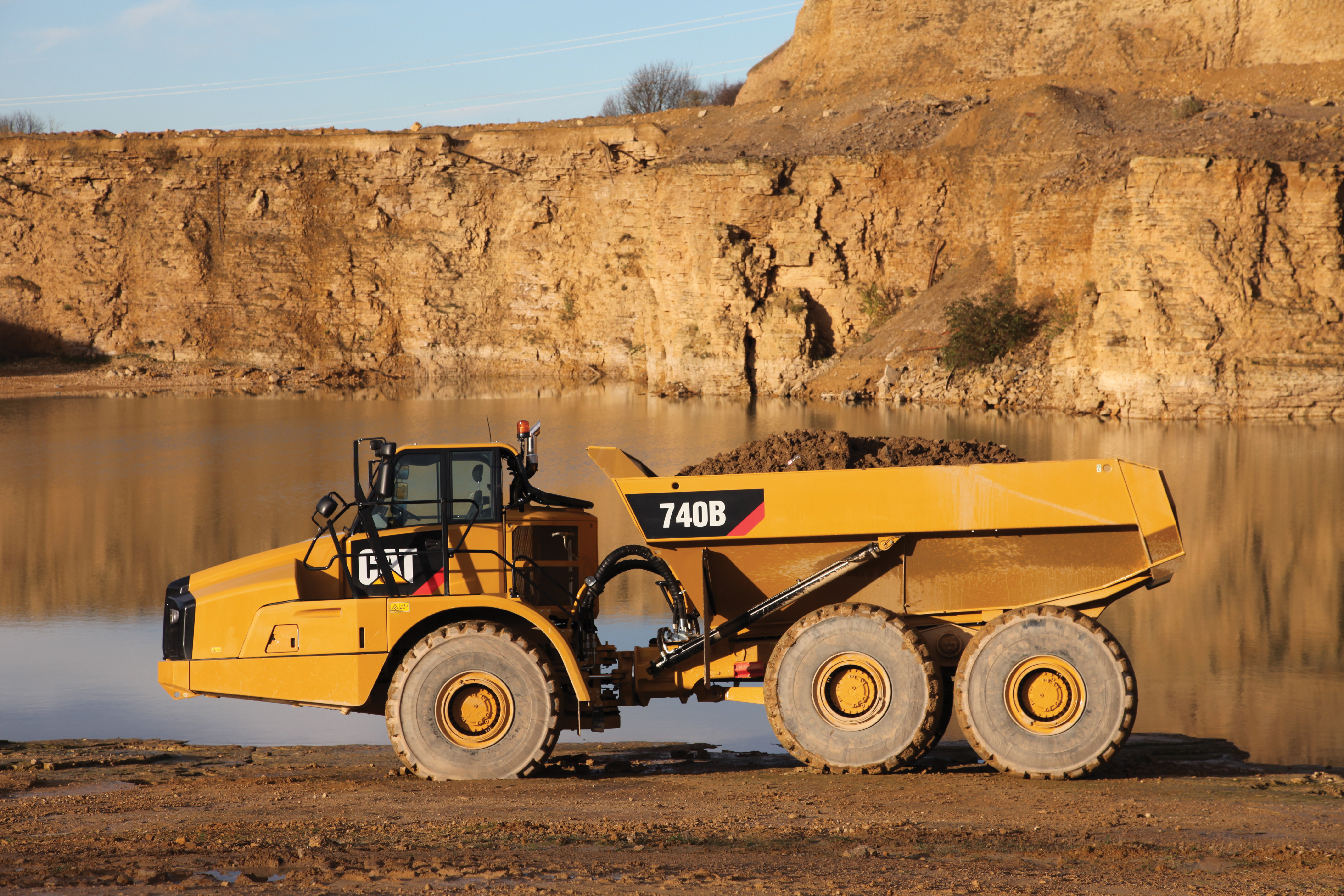 The new Cat 740B