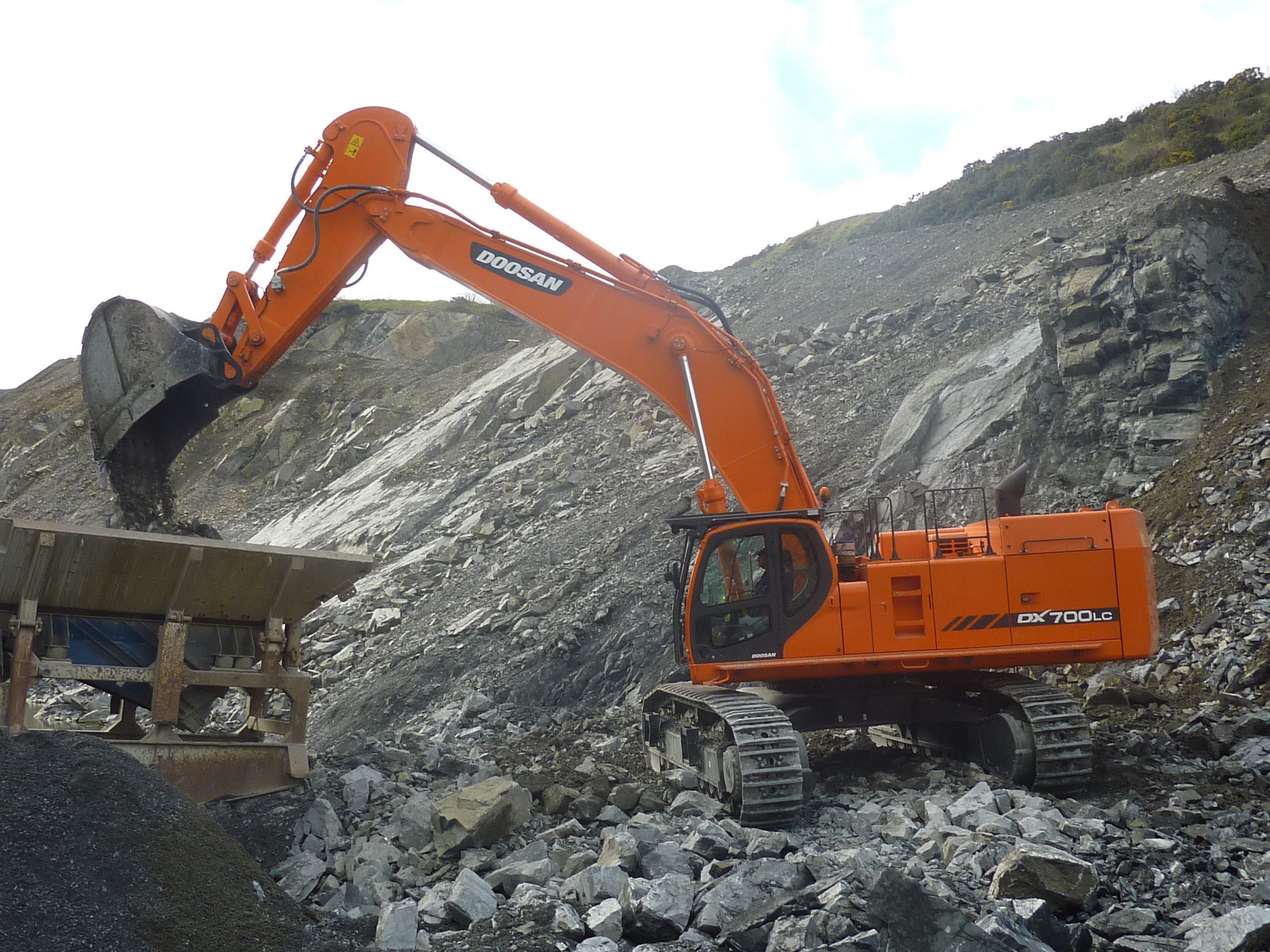 70tonne Doosan DX700LC crawler excavator