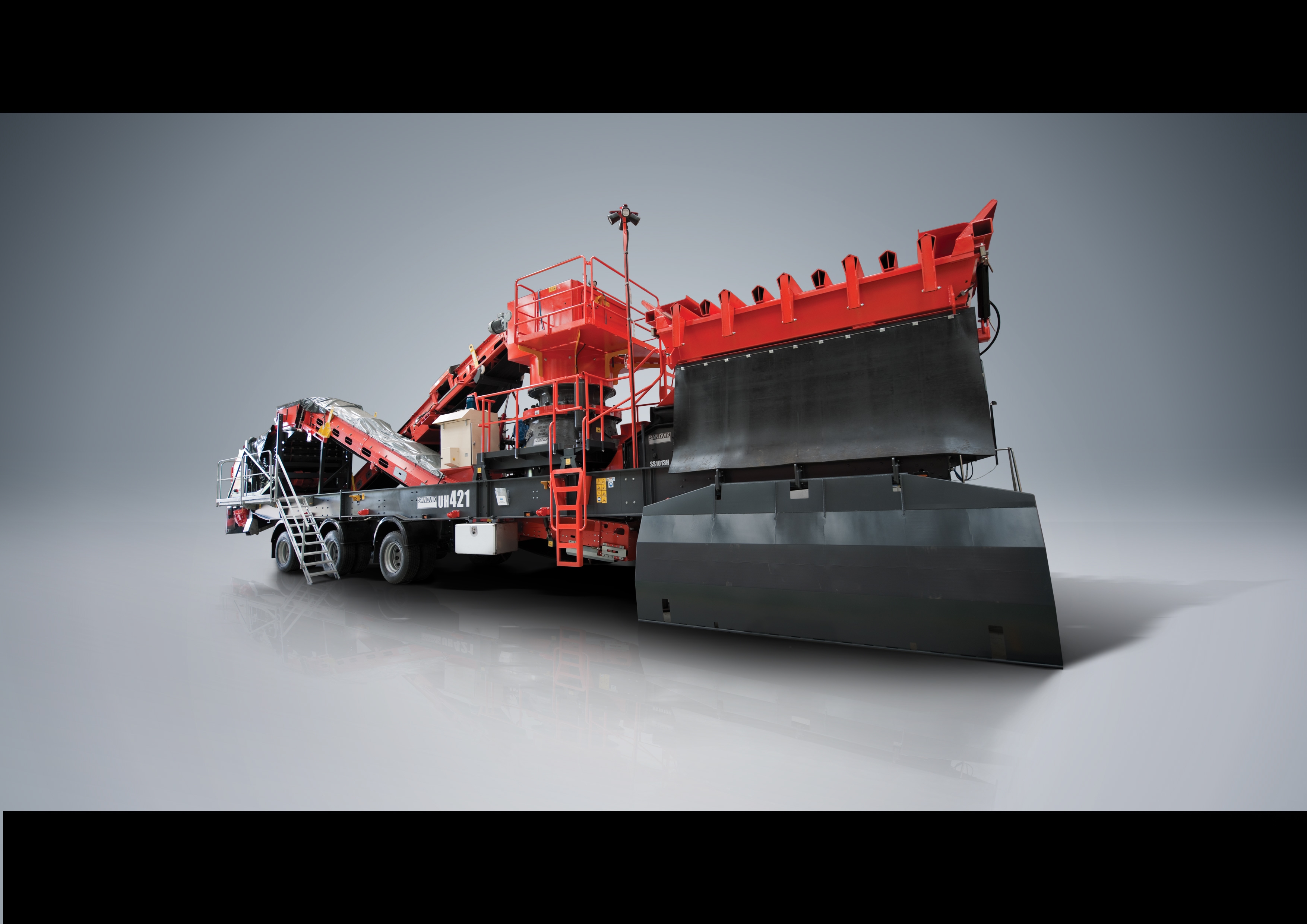 Sandvik  upgraded UH421 complete process unit