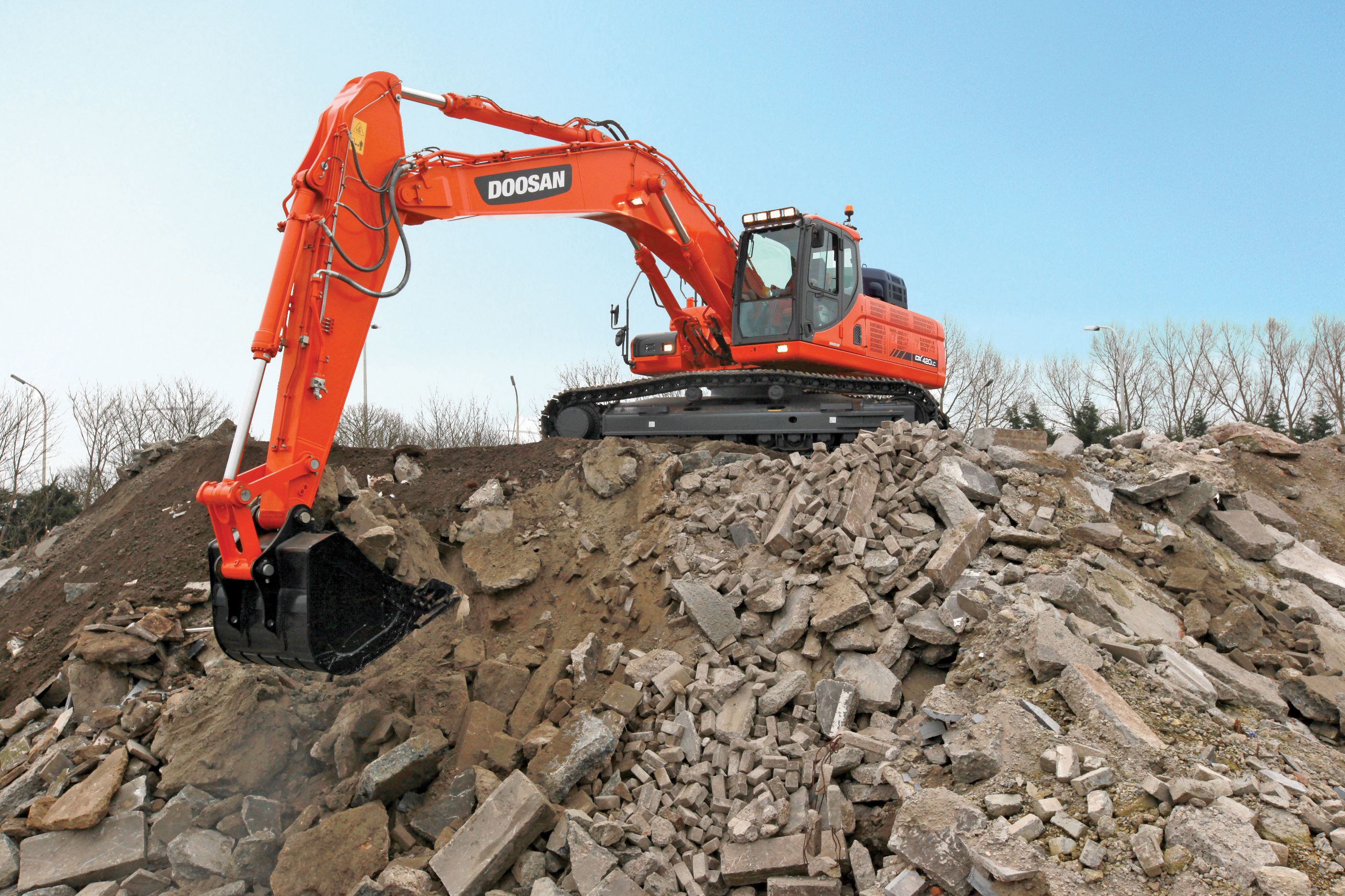 Doosan DX420LC-3 large crawler excavator