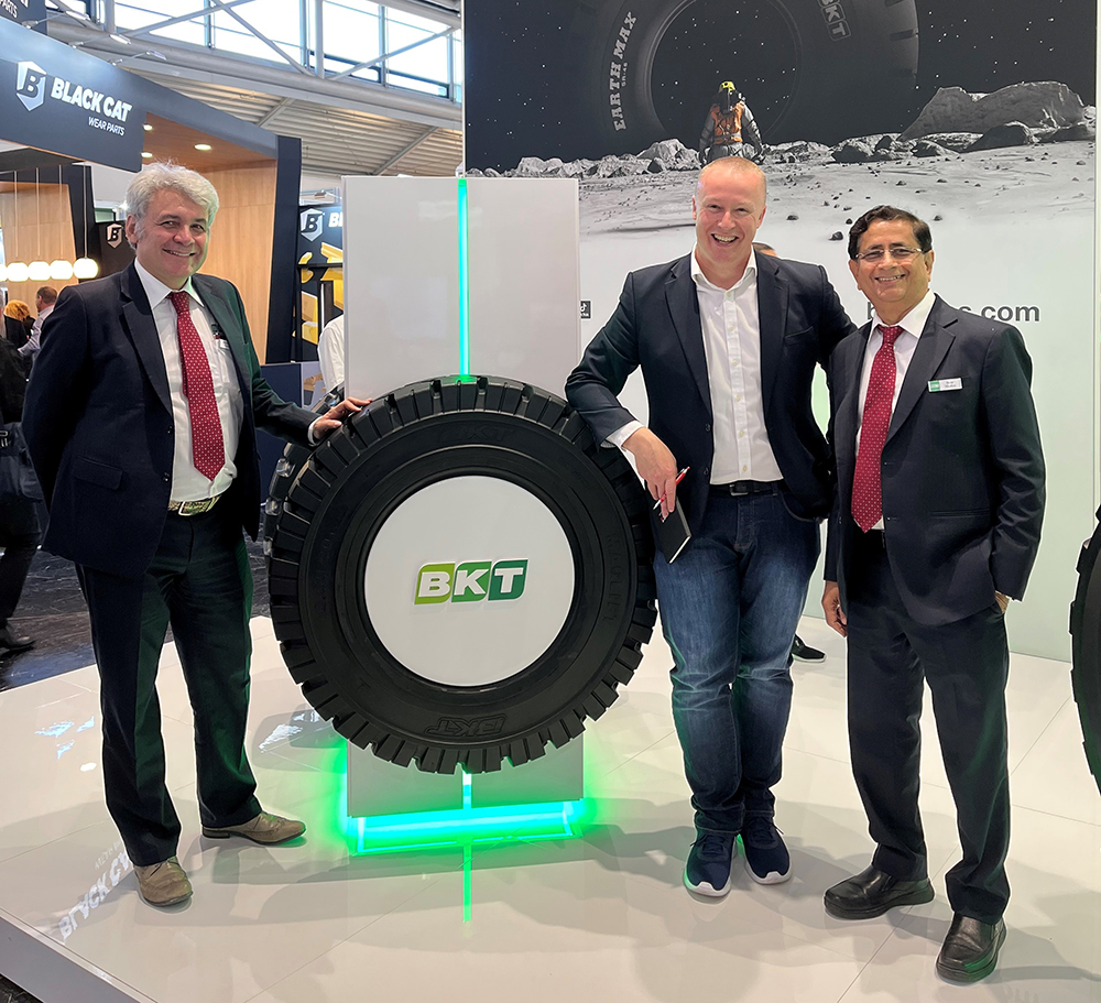 Piero Torassa (left) and Dilip Vaidya with Aggregates Business editor Guy Woodford at bauma 2022