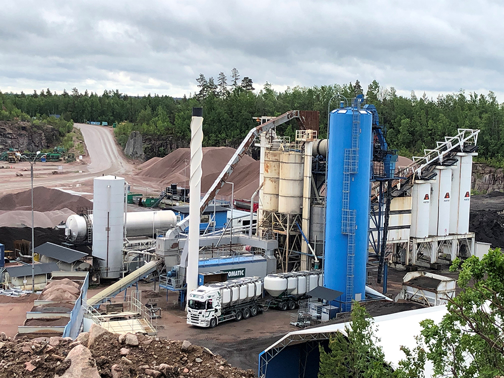 An unusual feature of the quarry is having two asphalt plants onsite,  one operated by NCC and the other by Swerock’s parent company Peab