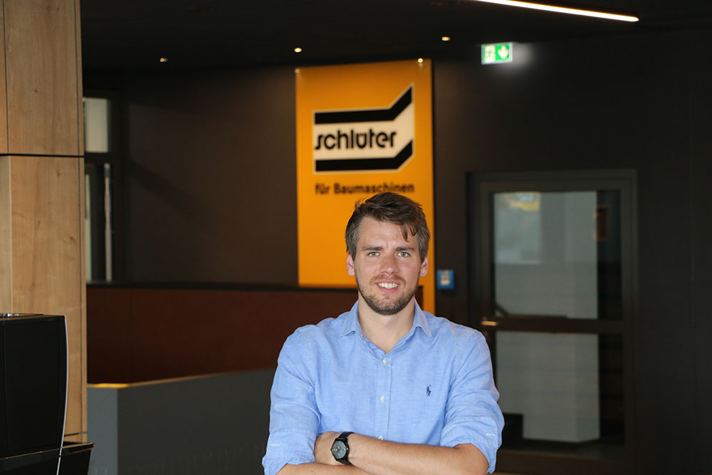 Matthias Burbaum, key account manager of Schlüter Baumaschinen