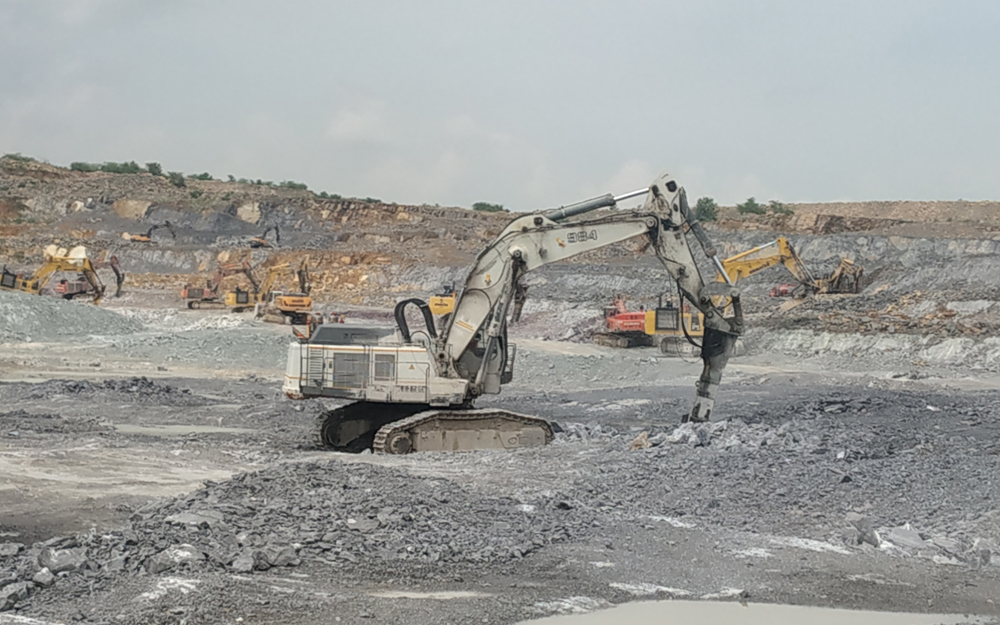 An Epiroc HB10000 heavy breaker on a Liebherr 984 crawler excavator at Birla Cements’ limestone mine operation in Rajasthan 