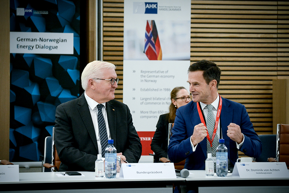 German Federal President Frank-Walter Steinmeier (left) and Dr. Dominik von Achten, CEO of HeidelbergCement. Pic-Norsk-Tysk Handelskammer