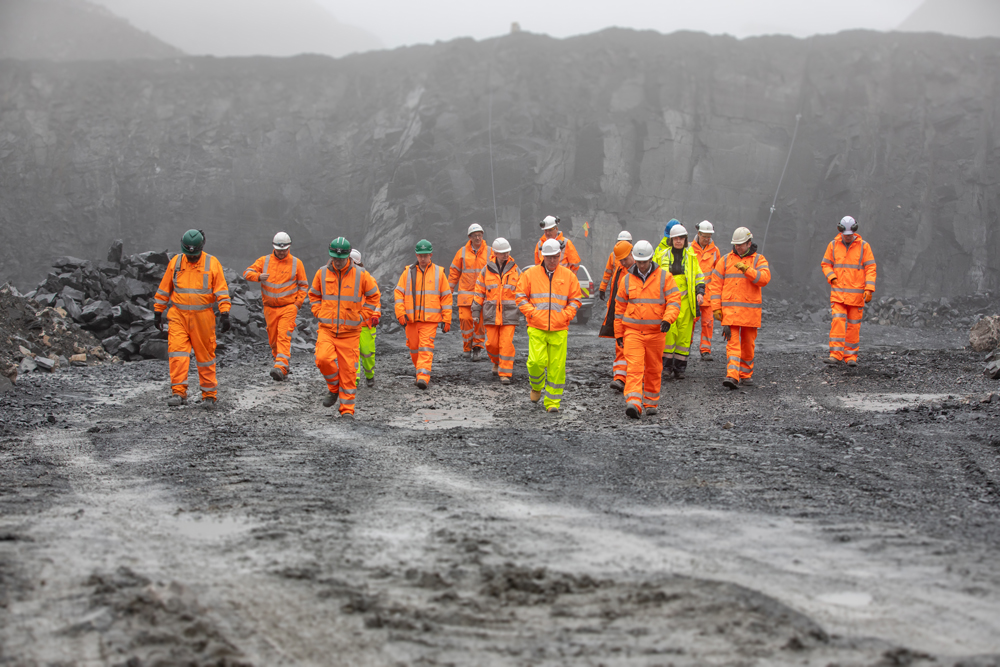 Julian Smallshaw on an IQ study tour with University of Derby C4MP students at Taffs Well Quarry, in Heol Goch, Pentyrch, Wales