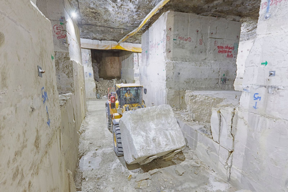 Albion Stone has been involved with the Portland stone industry for nearly three quarters of a century