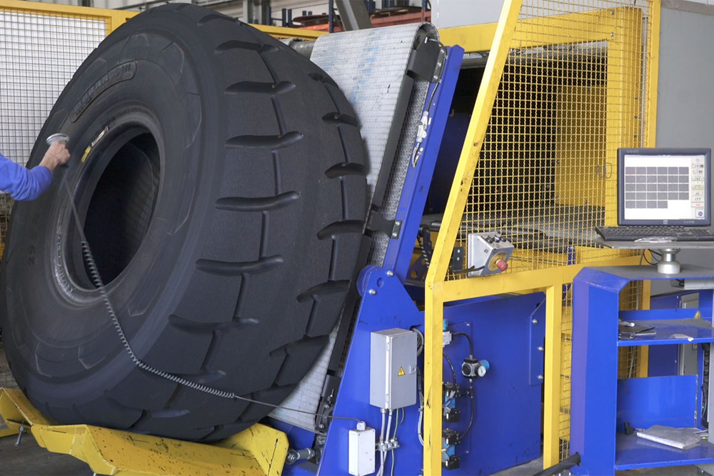 Marangoni uses a shearography machine to inspect the inner structure of OTR tyre casings