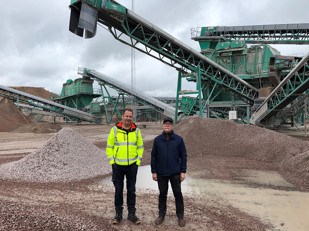 Quarry manager Patrick Ericzén with Per Leis (right) of Volvo CE, which uses the site to test its latest equipment