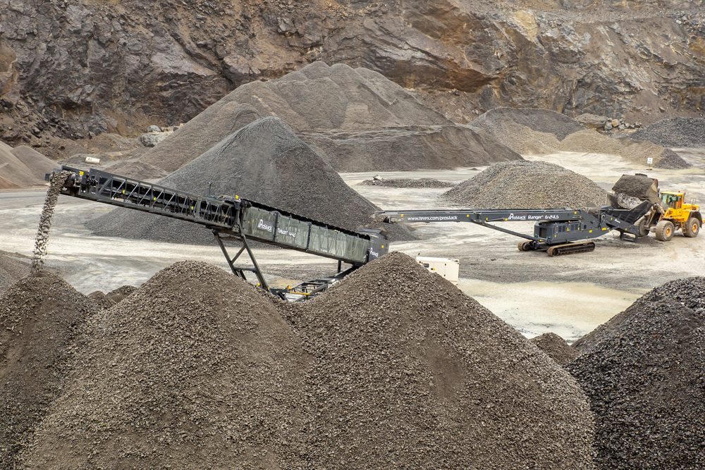 The recently completed second stage of Terex’s Campsie facility in Northern Ireland provides the capacity for ProStack bulk-material handling and product-stockpiling equipment. Pictured at work are the Prostack Telson 4-42 telescopic conveyor (left) and the ProStack Ranger 6-24LS tracked conveyor