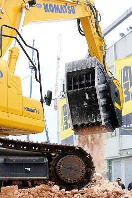 Komatsu-MB Crusher