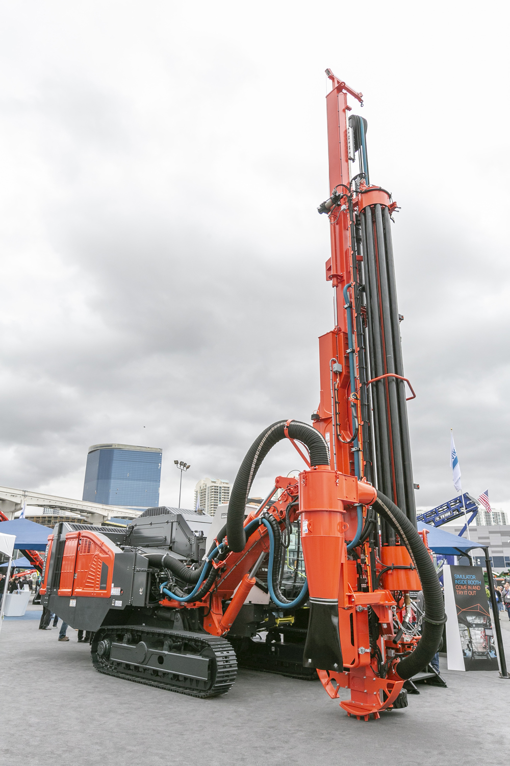 Sandvik’s new Leopard DI650i drill rig