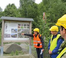 Dido Gosse at the information boards 