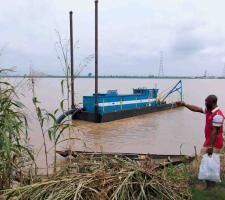 DSC Wolverine dredge on the Niger River Delta