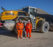 Liebherr_L 586 X Power wheeled loader - 3rd pic.JPG