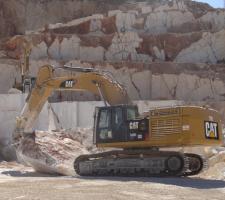 Cat 349D2 with bucket.jpg