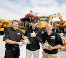 Sir Ranulph Fiennes (centre) with CESAR system