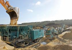 Powerscreen crawler-mounted mobile machine