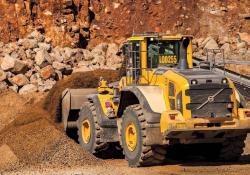 Volvo L220 wheeled loader 