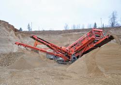 Sandvik QA451 triple-deck screens 