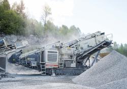 Finsveen Maskin’s Lokotrack LT220D-FM 