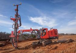 Sandvik Ranger surface drill rig DX800