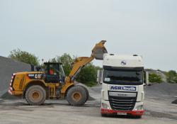 Cat 966M wheeled loader 