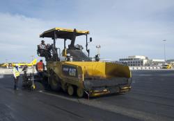 Caterpillar  AP600F paving work