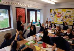 Debbie Turnbull talks to schoolchildren 